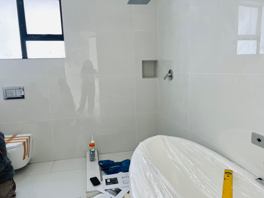  Bedroom Property for Sale in Sandown Western Cape